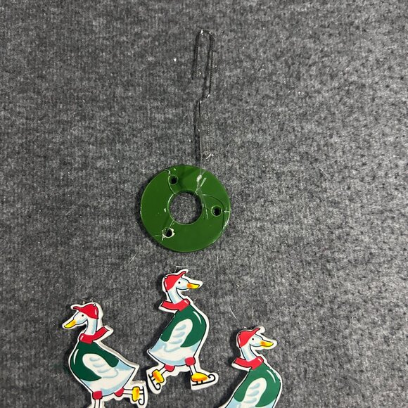 Vintage Ceramic Skating Geese Vintage Christmas Mobile Ornament Cottagecore - Picture 5 of 10